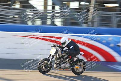 media/Jan-21-2022-Fastrack Riders (Fri) [[90b5309cc6]]/Level 2/Session 1 Front Straight/